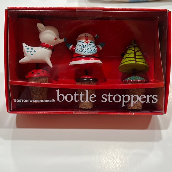 Boston Warehouse Bottle Stoppers (set of 3) - Picture 4 of 4